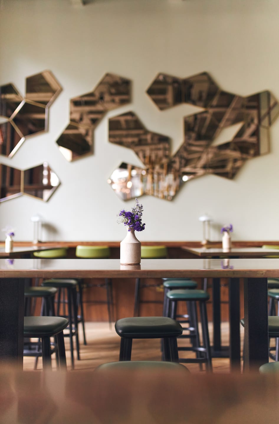 empty-table-with-vase-in-restaurant-interior-2022-05-08-22-16-11-utc